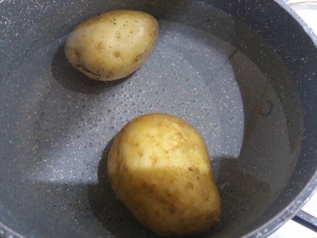 Pancetta cotta a bassa temperatura su polenta di farina di mais macinata a pietra e tzatziki alla zucca